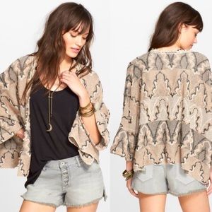 FREE PEOPLE “Butterfly Kimono”